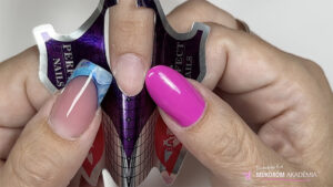 Épített zselé - egyszínű, mandula technikai videó